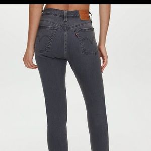 Aritzia NWT 501 Levi’s Dark Side of the Moon